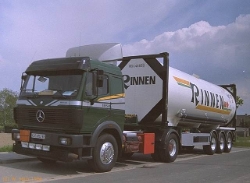 MB SK 1850 - Rinnen Tank-Container